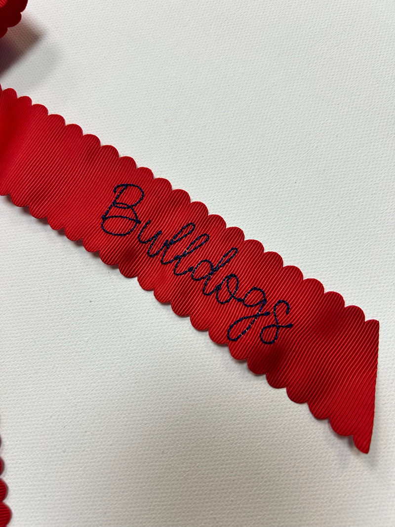 Load image into Gallery viewer, Long Tail Scalloped Bows Embroidered
